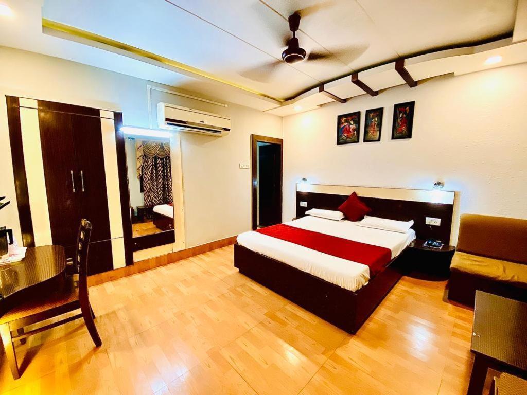 Hotel Prayag Allāhābād Junction Exterior foto